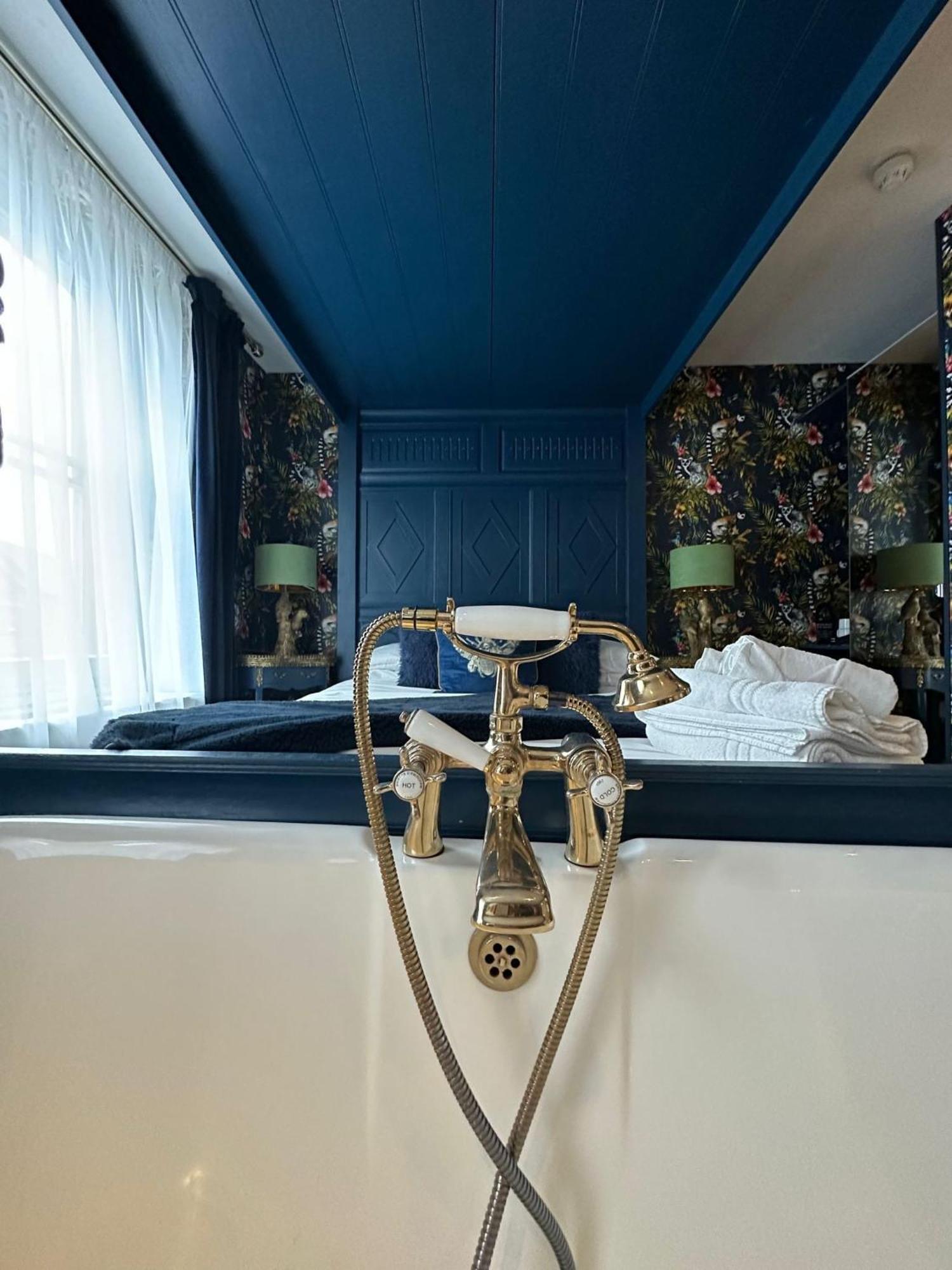Oyo The Townhouse Hotel Durham Ngoại thất bức ảnh